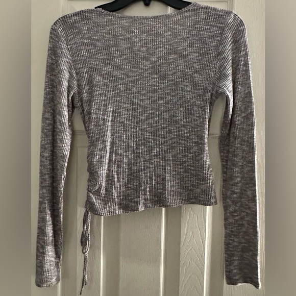 AE V-neck Tie Shirt - Picture 5 of 5